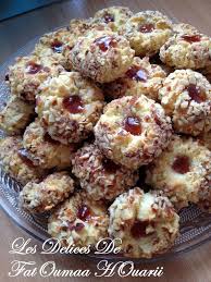 Boule Noix De Coco Ultra Fondante Coeur Kinder Les Delices De Fatoumaa Houariii Carnet De Recettes Recettes De Cuisine Recette Recette Gateau Oriental