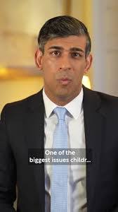 Jaime Rueda's Instagram, Twitter & Facebook