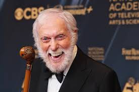 Dick Van Dyke's Instagram, Twitter & Facebook