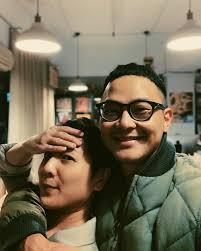 RubberBand 6號與太太Tim Lui相戀廿載成戀人關鍵在「生氣」？