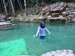 It covers an area of 32 hectares, and is located within the teluk bahang recreational forest, which taman rimba teluk bahang was established in 1974 to increase people's appreciation and knowledge about malaysia's forest ecology. Penang Kini Taman Rimba Teluk Bahang Telah Lebih Seminggu ÙÙŠØ³Ø¨ÙˆÙƒ