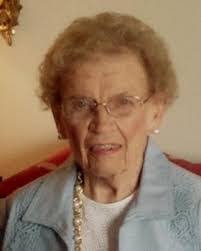 Sara Hagan's Instagram, Twitter & Facebook