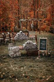 Barn Weddings Pictures Fall Barn Wedding Fall Wedding Venues Wedding Inspiration Fall