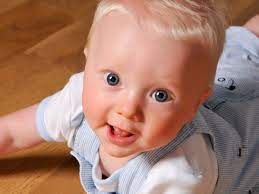 Baby Photography From Bumps To Baby Portraits By Professionals Blue Eyed Baby Blonde Baby Boy Baby Boy Blues