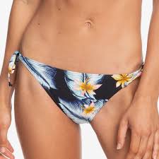 Vous avez prévu des activités qui n'impliquent pas de rester allongée au bord de l'eau ? Achat Maillot De Bain Tropical Femme Roxy Pas Cher Espace Des Marques