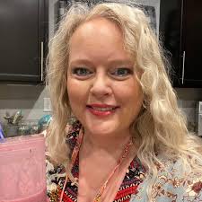 Do I need to pressure wash my deck before sealing in North Alabama?