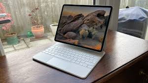The devices our readers are most likely to research together with apple ipad pro 12.9 (2020). Apple Ipad Pro 12 9 Inch 2021 Review The Best Tablet Screen In The World T3