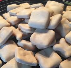 20 min voici la recette d'un gateau d'éponge, une recette rapide et simple à préparer, ce gateau éponge leger est une. Biscuits Pour Chiens Au Thermomix Recette Thermomix