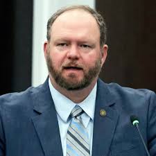 2021 IN REVIEW: More pandemic, vax-a-nation, Aurora police woes and  political polemic