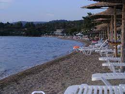 Rezerva online prin direct booking. Meliton Inn Beach Picture Of Meliton Inn Hotel Suites Neos Marmaras Tripadvisor