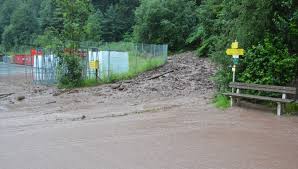 Maybe you would like to learn more about one of these? Muren Und Uberflutungen Nach Unwetter Brixental Einsatzfoto At