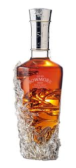 Bowmore Oldest Whisky From 1957 Sold For Usd 160 000 57 Was A Great Year At Least In One Respect Malt Whisky Whisky Whisky Bottle