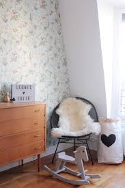La Chambre De Leonie Deco Chambre Fille Romantique Et Vintage Hello Blogzine Blog Deco Lifes Chambre Bebe Retro Deco Chambre Bebe Idee Deco Chambre Bebe