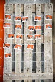 Photobooth Wall And Polaroid Pictures Individuell Bedruckte Wand Als Hintergrund Fur Selfies Und Polaroid Polaroid Hochzeit Fotobox Hochzeit Polaroid Bilder