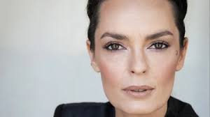 Príncipe Carlos testa positivo à Covid-19 pela segunda vez