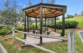 358 miles or 576 km. 18 Best Hotels In Johnson City Hotels From 50 Night Kayak