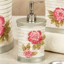 The bathroom can be a most important room in a modern home. Spring Rose Floral Bath Accessories
