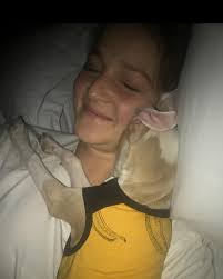 Happy birthday my mouse 🐭 🌹hope your year is filled with happiness, love,  good fortune and prosperity ♥️🎁🐈🌺