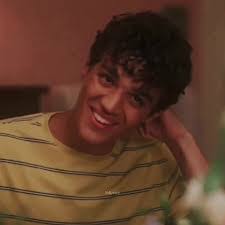 Derrick Bertrand's Instagram, Twitter & Facebook