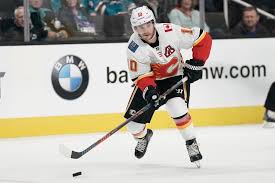 Derek allen ryan is an american professional ice hockey forward for the calgary flames of the national hockey league. Derek Ryan Signs With Edmonton Oilers Pro Hockey Rumors