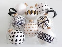 Black And White Christmas Ornaments Diy Handpainted Holiday Ball Ornaments Diy Christmas Ornaments Easy Easy Christmas Diy Black White And Gold Christmas