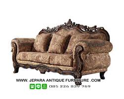 Produsen Kursi Sofa Mewah Kayu Jati Toko Jepara Kursi tamu jati terbuat dari material utama kayu jati yang tidak perlu diragukan lagi kualitasnya, selain sifatnya yang kuat dan tahan banting, kursi kayu jati juga memiliki banyak kelebihan jika dibanding jenis kursi kayu lainnya. produsen kursi sofa mewah kayu jati