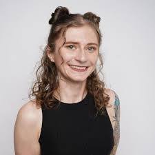 Sarah Mcnamee's Instagram, Twitter & Facebook