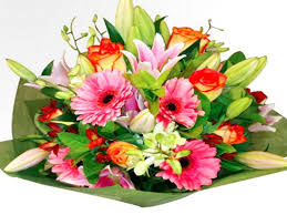 Home flower bouquets & arrangements. Red Roses In Uae Valentines Day Gift Valentines Day Flowers Flowers For Valentines Day Red Roses For Valentines Day Flower Bouquets Dubai Garden Centre