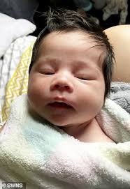 Hair products baby with white hair black baby after birth hospital newborn baby girl in black baby born with hair mixed babies with curly hair cute black baby newborn baby boy photo session | newborn and family. Baby Girl Is Born With A Marvellous Head Of Thick Black Hair Daily Mail Online