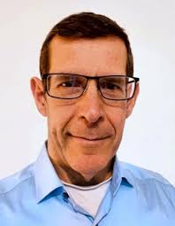 Ansprechpartner*innen