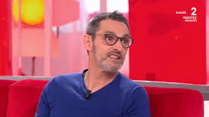 Am?lie chez les bodin's en replay. Les Bodin S Meconnaissables Au Naturel Dans Vivement Dimanche Ils Parlent De Maria Video