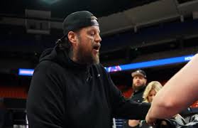 Jelly Roll Visits Boise State Basketball Before His Big Show!