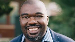 Mariah Lucas (@MyLife_isLight)