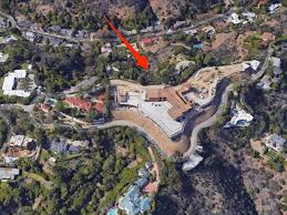Beyonce and jay z house tour a look inside 2020 $135 million. Beyonce And Jay Z S Architect Building 500 Million Mansion In Bel Air