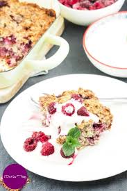 Vegane Fruhstuck Idee Gebackene Haferflocken Mit Himbeeren Kokos Und Chiasamen Fur Abwechslung Be Kochen Und Backen Fruhstuck Backen Vegan Kochen