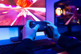 From Streaming to Gaming: The Many Forms of Modern Online Entertainment