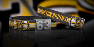 Trikots, caps, shirts und mehr. Brayce Boston Bruins Armband Brayce Deutschland Offizielle Webseite Das Trikot Am Handgelenk Deine Nummer Deine Farben Erstelle Dein Spielernummer Armband Online