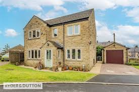 Homes for Sale in Redwood Lane, Lees, Oldham OL4