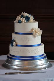 See more ideas about blue living room living room decor blue tufted sofa. Royal Blue Silver Rose Wedding Cake Chalming Cake Designs