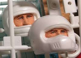 Questions about painting the driver figures