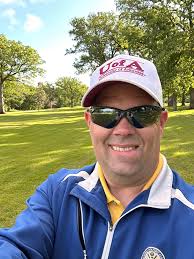 Golfing at the 17th hole