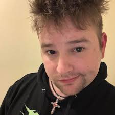 WHAT MOVIE DO YOU THINK OF WHEN γοι SEE MATTHEW LILLARD