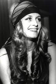 1960s Fashion The Icons And Designers That Helped Shape The Decade 70s Hair 1970s Hairstyles Vintage Hairstyles