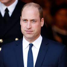 Us weekly, 05 мая 2021. Prince William Resumes In Person Royal Duties With Hospital Visit