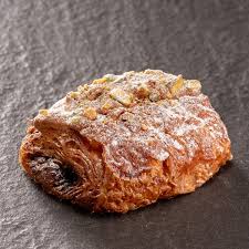 Pain Au Chocolat Aux Pistachio