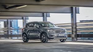 He was one of three failed prototypes and the only one to survive a significant amount of time after his activation. Volvo Xc40 B4 Mit Mildhybrid Im Test Auto Motor Und Sport