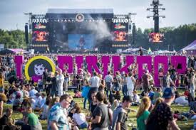 Bezoekers en thuisblijvers ervaren de situatie anders. Pinkpop Waarschuwt Festivalgangers Voor Noodweer Kom Later Het Nieuwsblad Mobile