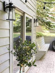 Modern Farmhouse Outdoor Lighting Easy Home Exterior Updates Farmhouse Outdoor Lighting Farmhouse Exterior Modern Farmhouse Exterior