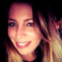 Cari Piper's Instagram, Twitter & Facebook