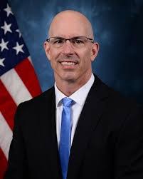 Anthony Tingle's Instagram, Twitter & Facebook